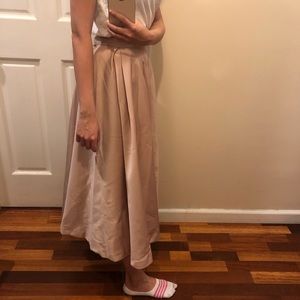 HM cream/tan maxi skirt, size 2, very elegant, brand new